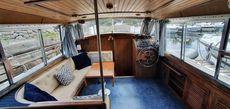 BROOM OCEAN 37