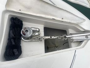 Monterey 265 CR  - Windlass