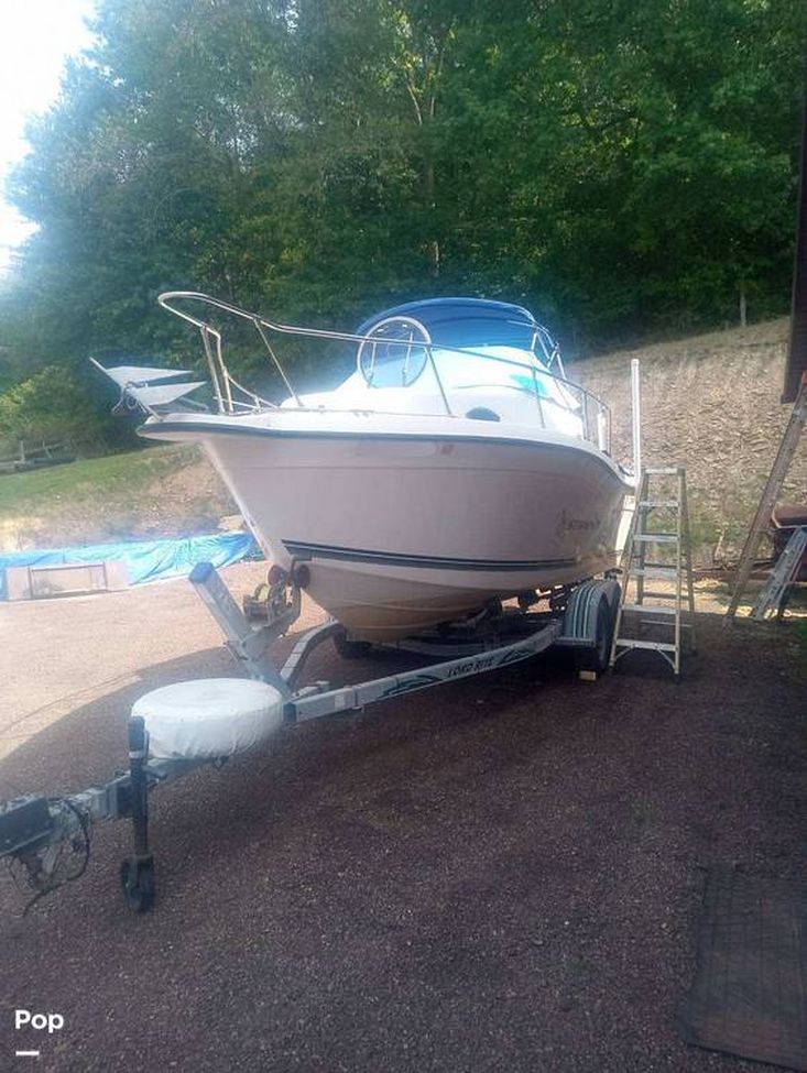 1999 Seaswirl 2100 striper