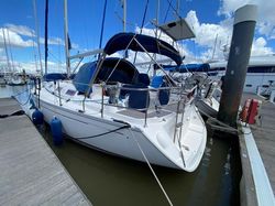 2005 Dufour 385 GL