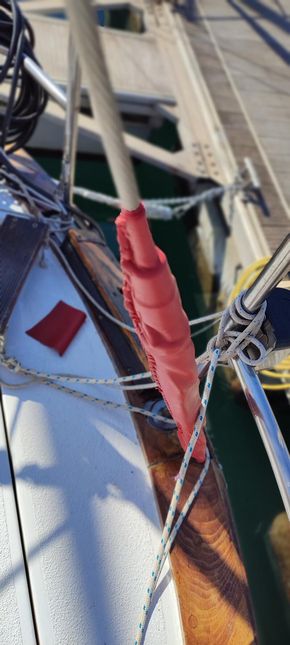 Rigging bottle screws all checked and greased