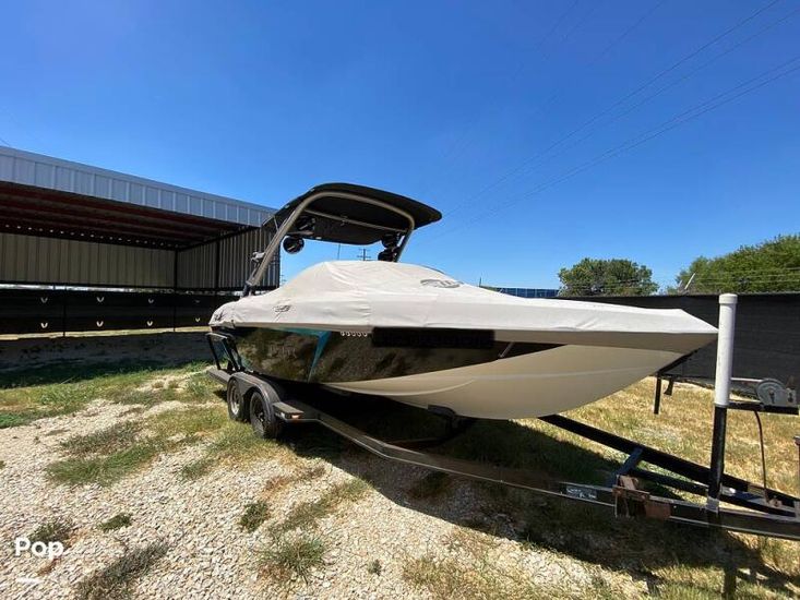 2016 Malibu 22 vlx