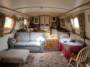 Wide Beam 65ft Live aboard - Looking Aft