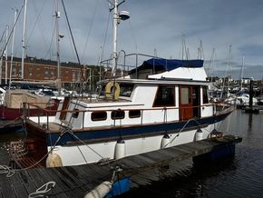 Starboard side view