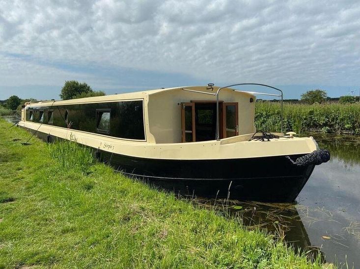 2021 Collingwood Boat 60ft x 12ft Luxury Widebeam