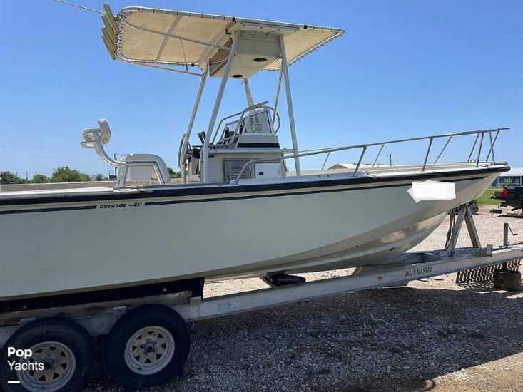 1986 Boston Whaler outrage 250