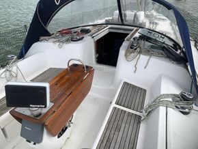 Jeanneau Sun Odyssey 40.3 3 cabin version - Cockpit