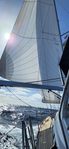 2016 Beneteau Oceanis 60