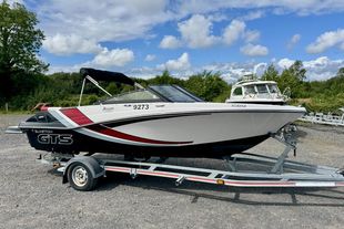 Glastron GTS 185 with Mercruiser 4.5L 200HP