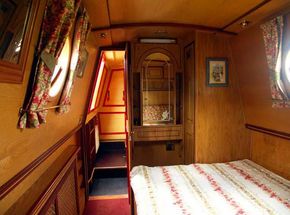Bedroom Aft