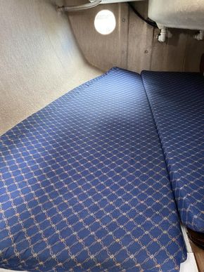 Stern cabin