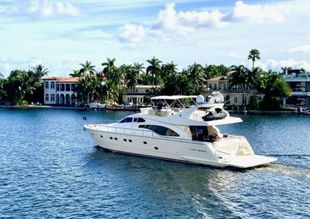 2001 Ferretti Yachts 680