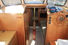 1980 LM 27