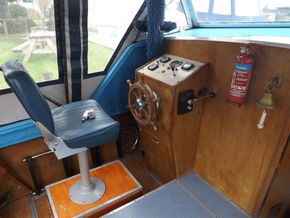 Seamaster 25 Aft Cockpit - Helm