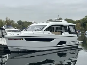 Sealine C430