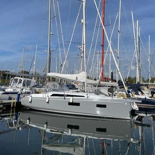 Beneteau Oceanis 34.1
