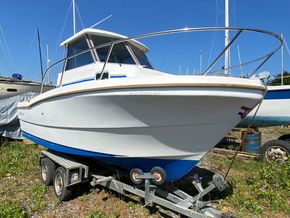 Beneteau Antares 620 With Road Trailer - Exterior