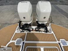 2020 Sea Ray SLX 350 Outboard