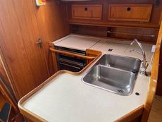 1988 Jeanneau  Sunshine 38