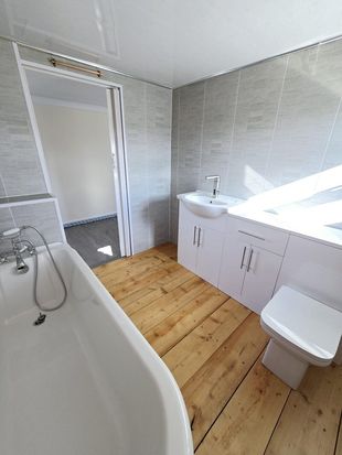 60′ Dumb Barge ‘Pranburi’