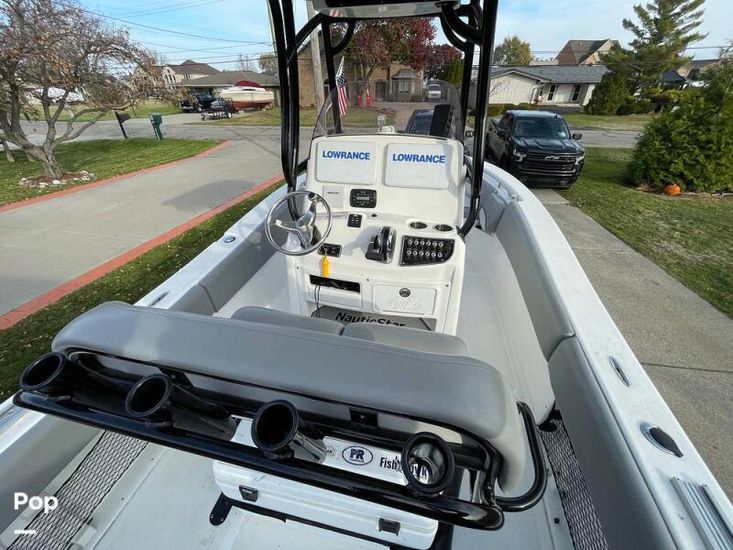 2022 Nauticstar 2302 legacy