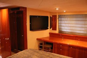 Sunseeker Predator 62