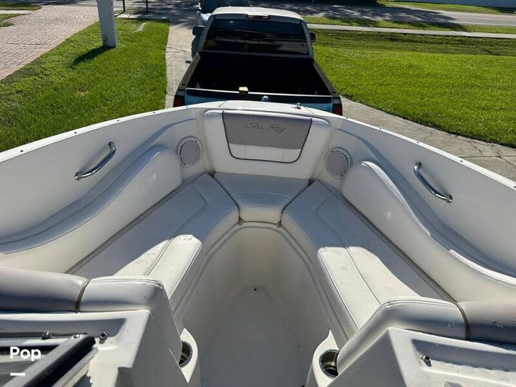 2011 Sea Ray 230 slx