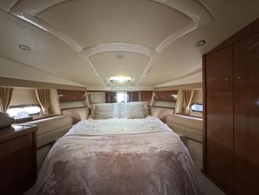 Sealine S42 (Commissioned 2007) - Forward Cabin