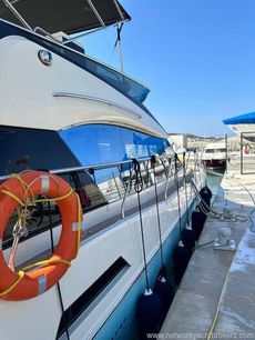 2015 Beneteau Monte Carlo 5