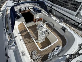 Moody 36cc (Commissioned 1999) - Cockpit