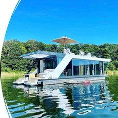 NEW BUILD - 15m Houseboat