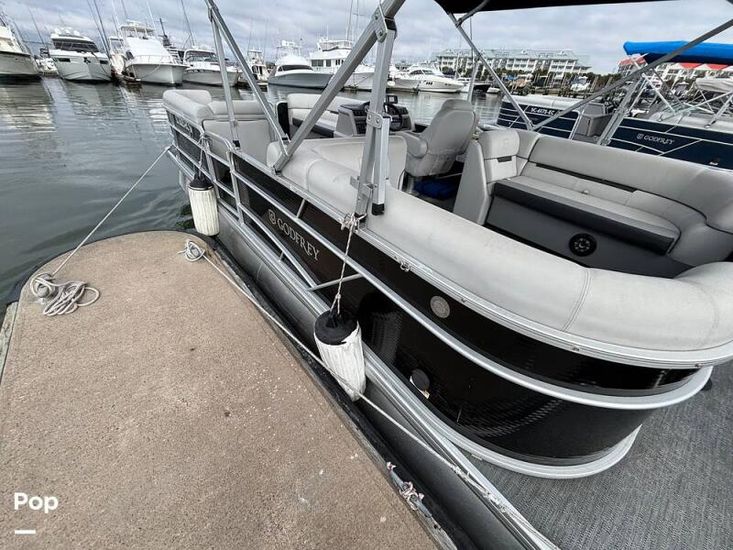 2023 Bimini sweetwater 2286 sb