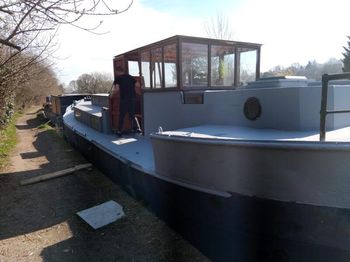 Wide beam Barge 55k to rent considered