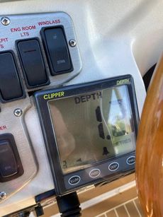 CRUISER 310 EXPRESS 2006