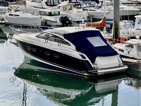 2011 Princess V42 4