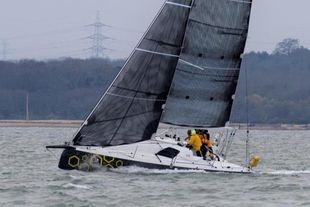 2020 Jeanneau Sun Fast 3300