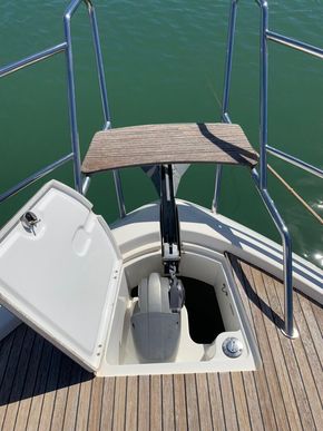 2012 Bavaria Sport 43 Hard Top 12