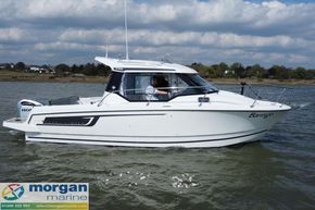Jeanneau Merry Fisher 795 - side view