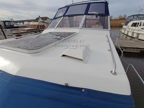 Broom 32  - Coachroof/Wheelhouse