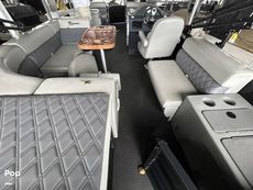 2022 Massimo Marine P23