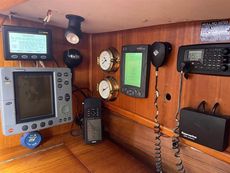 1988 Jeanneau  Sunshine 38