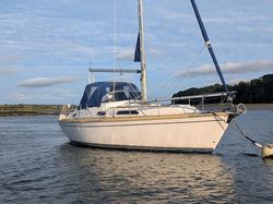 Westerly OceanQuest 35 CC Bilge Keel