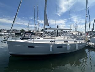 2013 Bavaria 36 Cruiser