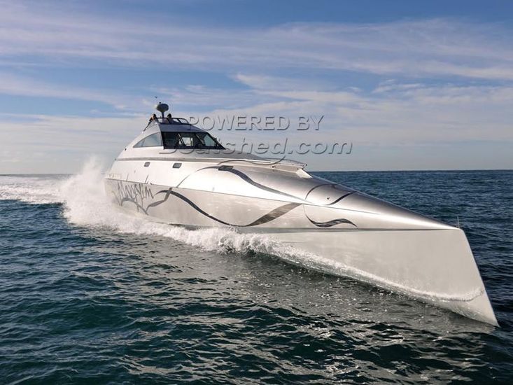 2007 Wave Piercer Speed Boat