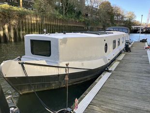 2020 Colinwood with residential mooring