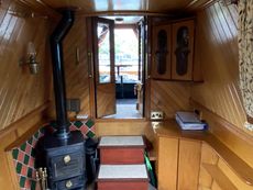 Saloon Fwrd Bulkhead