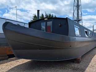 Bacchante - 60' x 10' Widebeam