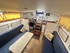 Moody 30 *New Engine, canvas & Nav Upgrades*