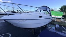 2004 Sealine S23