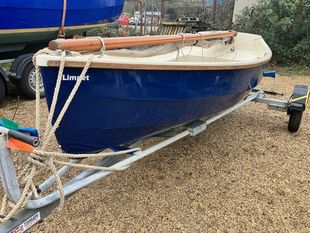 Seashell Limpet 10' Lugsail dinghy
